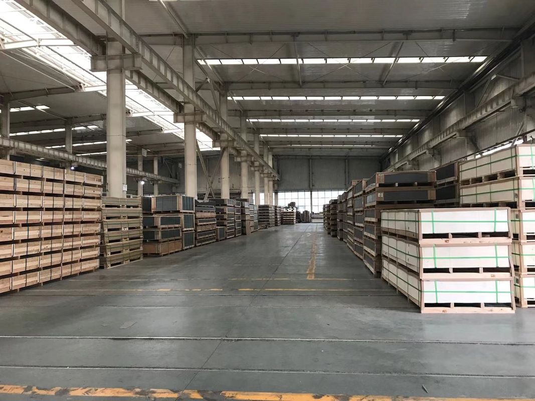 البناء المعاصر PVDF ألومنيوم اللوحة المركبة صلابة عالية وسهولة الصيانة للحماية طويلة الأمد